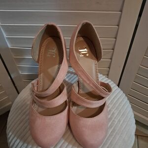 Elegant Pink Suede Heels